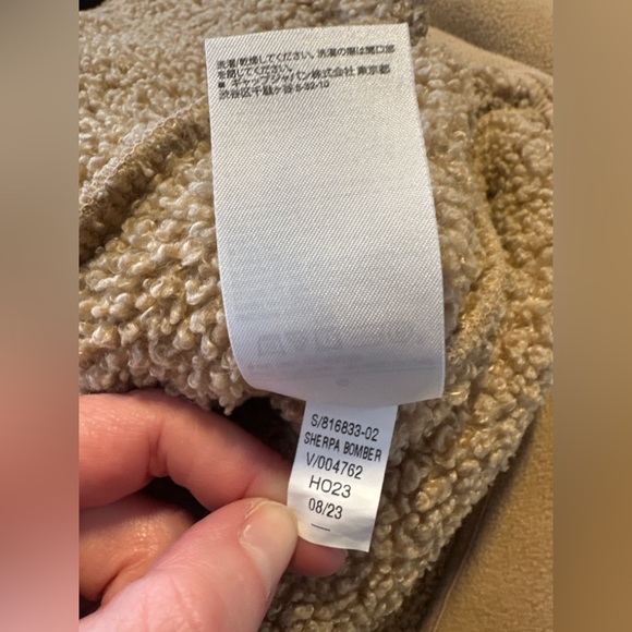 Banana Republic Sherpa Bomber Jacket – Size M - Picture 9 of 9